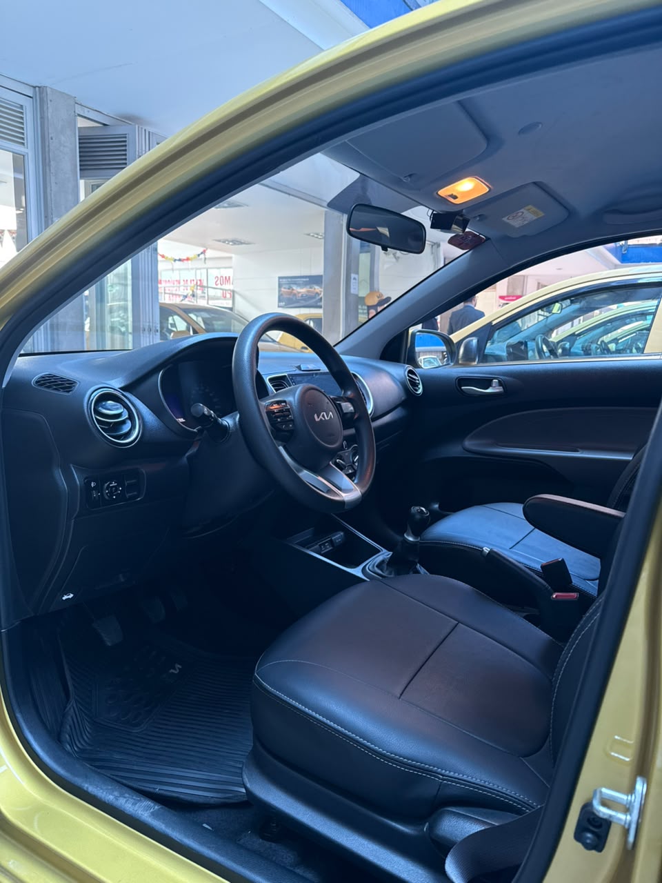 Kia Sephia Sedan 1.4 - 2026